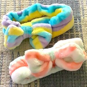 Set of two super soft striped spa headbands